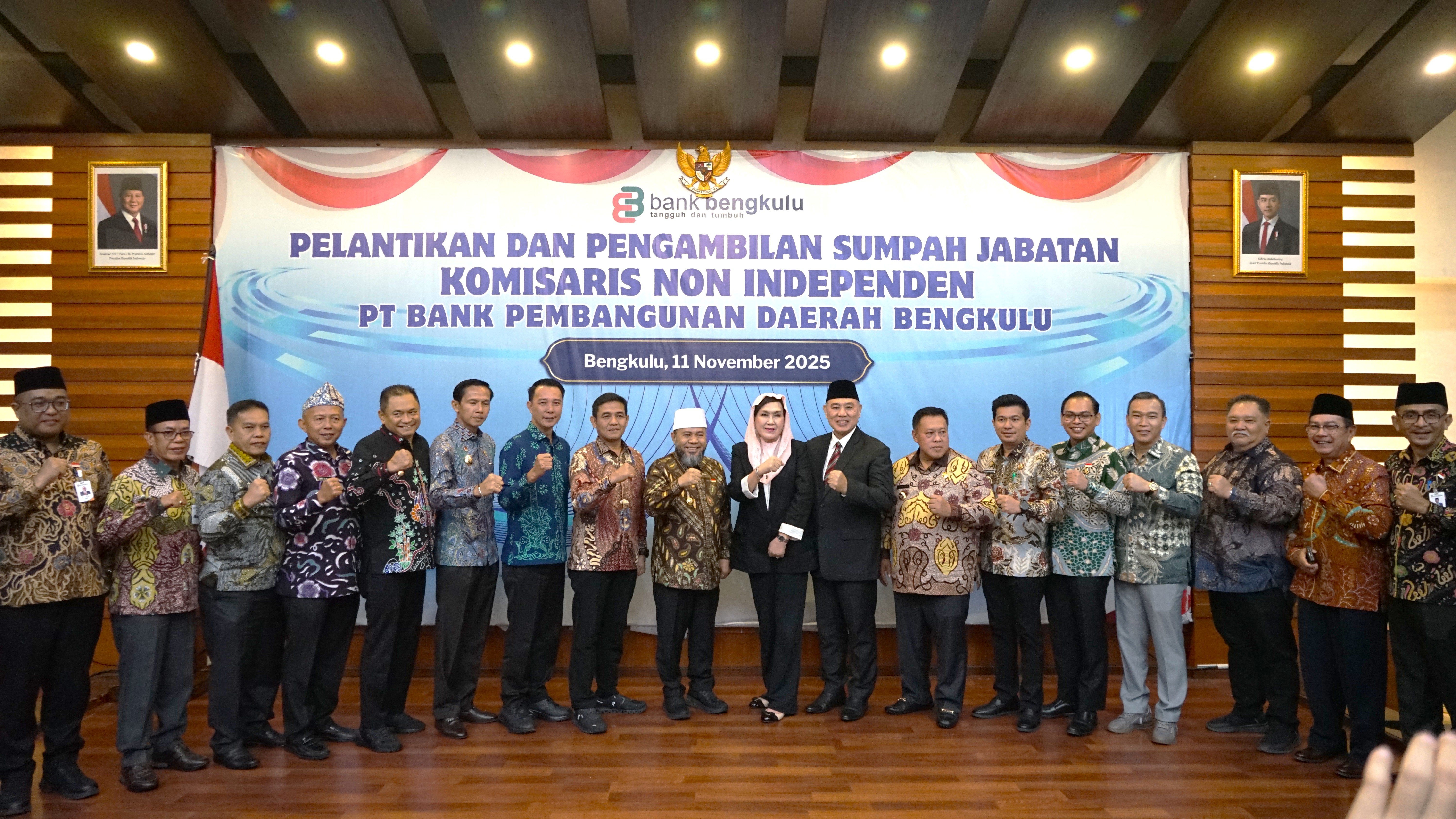 bank bengkulu menggelar Rapat Umum Pemegang Saham Luar Biasa (RUPSLB) sekaligus pelantikan Komisaris Non Independen