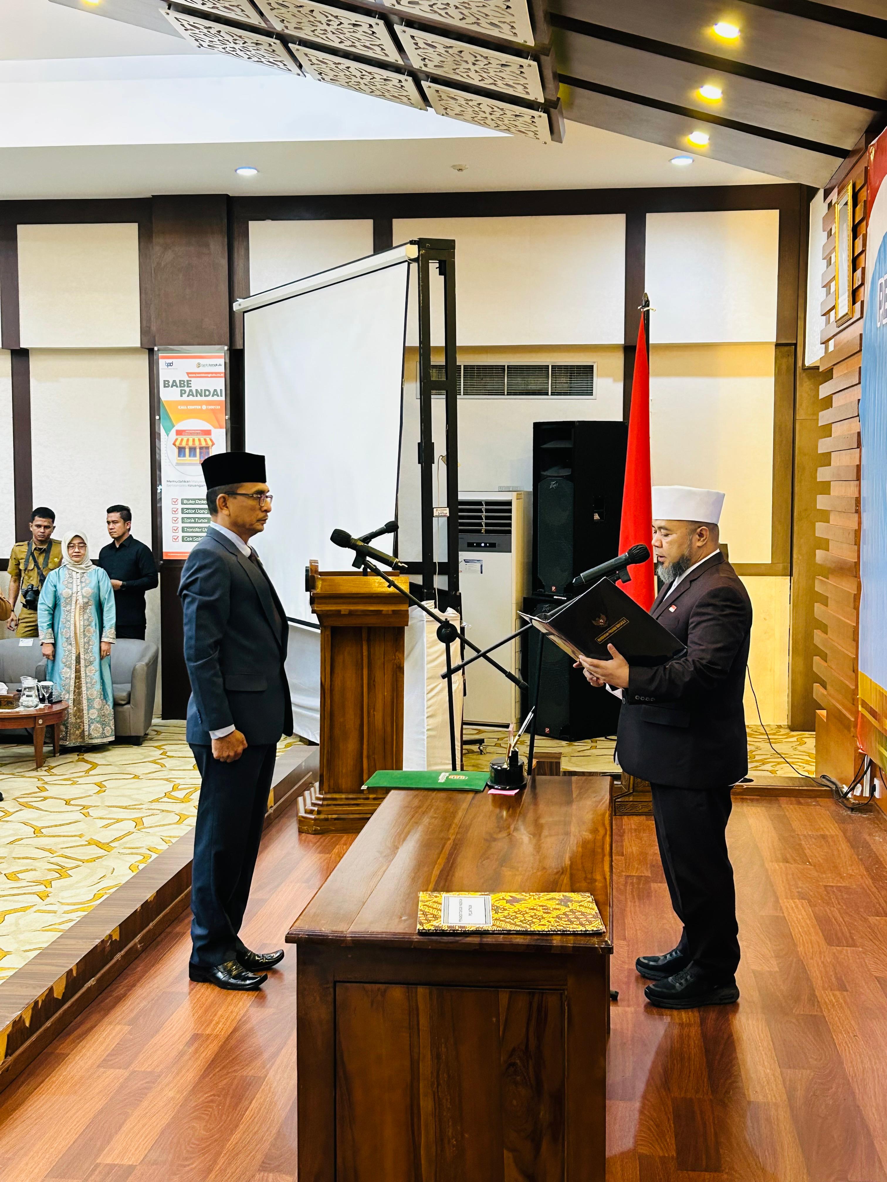Pelantikan Komisaris Independen bank bengkulu